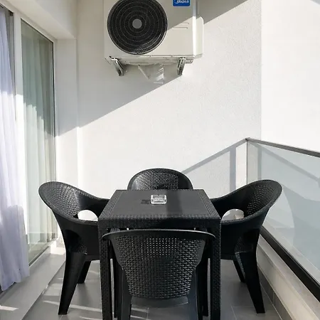 Family Relax Luani Apartment Golem (Tirana)